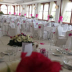 allestimento bianco e fucsia location per matrimoni ercolano i giardini di cesare ristorante per matrimoni ercolano portici torre del greco napoli